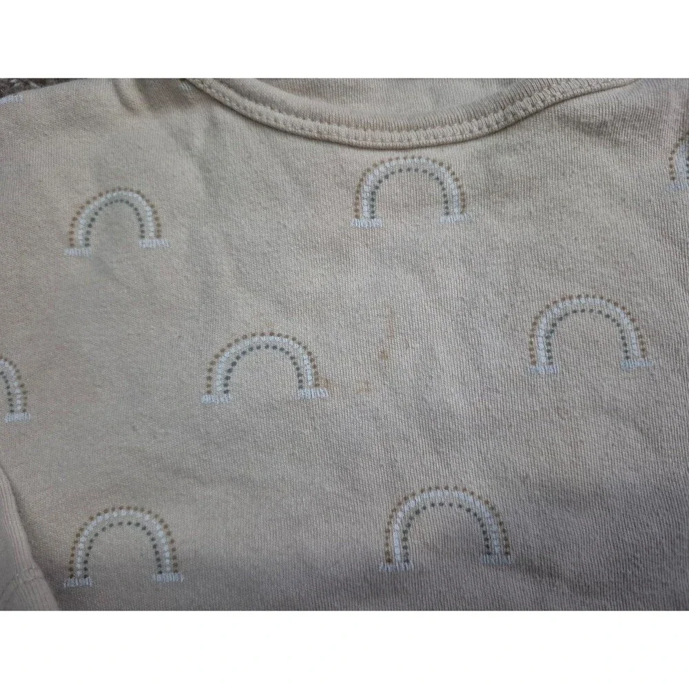 Quincy Mae 2 piece set size 12-18 months play condition